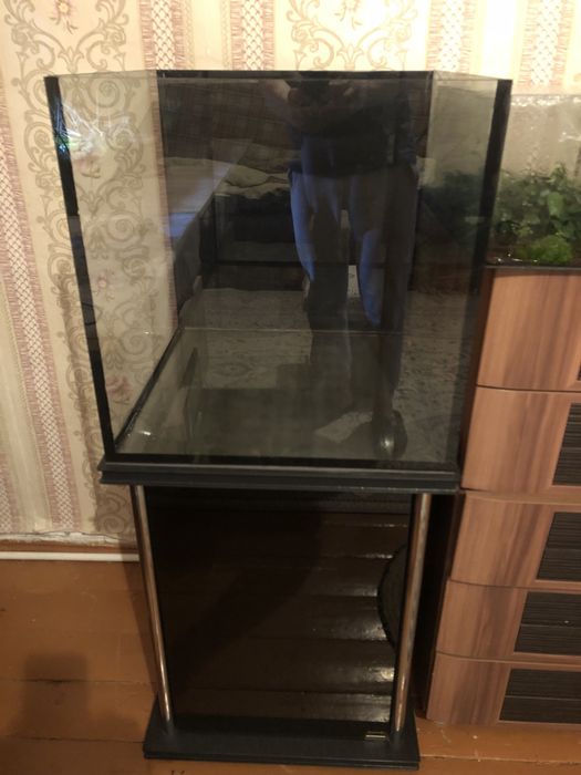 Аквариум продам ,