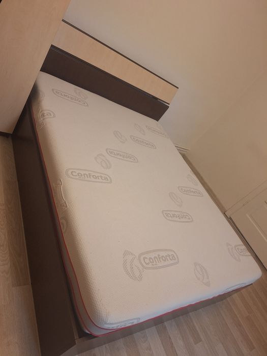 Vând pat cu saltea inclusa