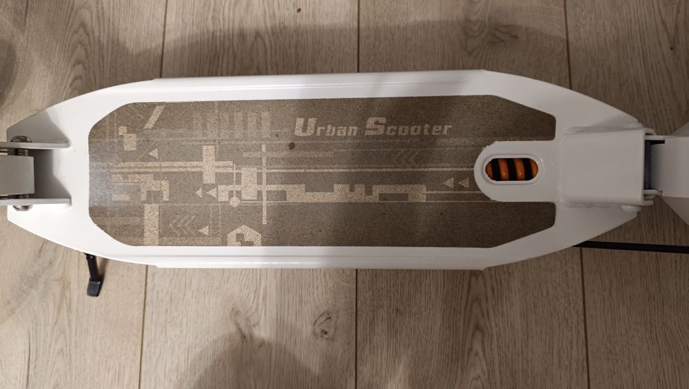 Продам  отличный самокат