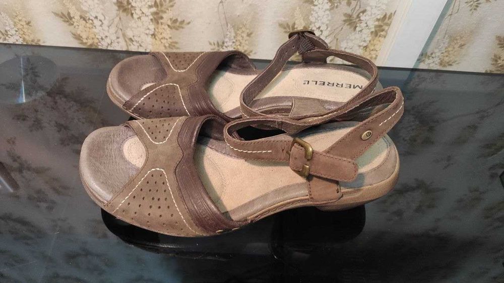 Merrell  (USA) – женская обувь, босоножки
