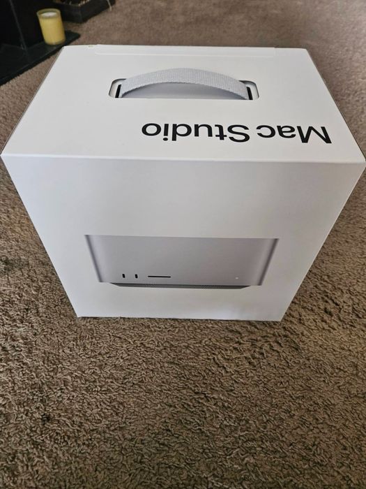 Mac Studio M5 Max / 48 RAM / 1TB / Гаранционен
