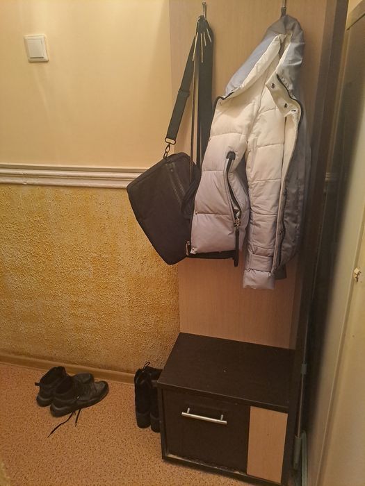 Продам вешалку для вещей