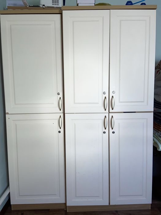 Срочно продам шкаф для вещей