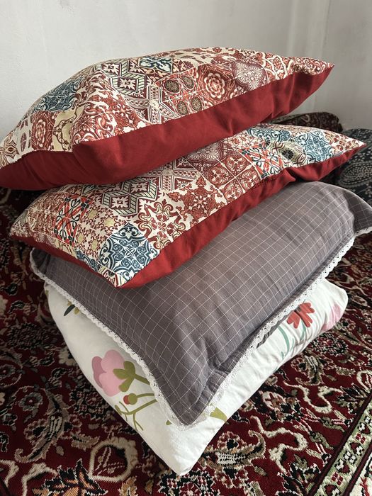 Продам подушки б/у