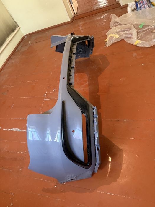 Продам бампер от Han BYD 2025