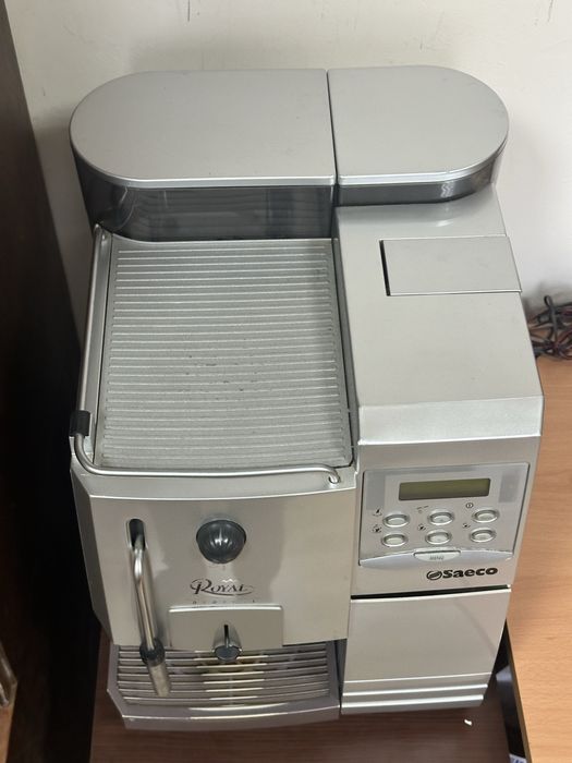 Кафе машина робот- Saeco Royal