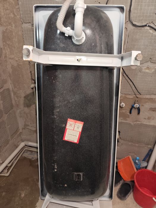 Продам ванну железная