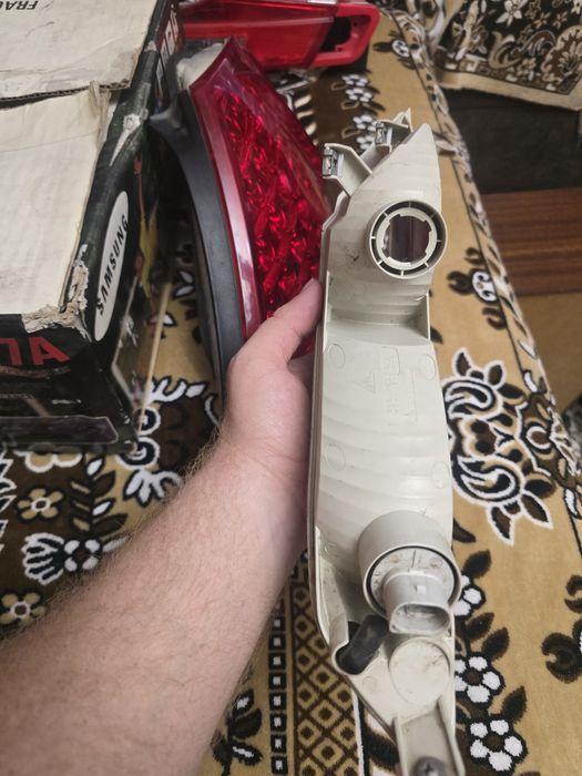 Продам фонари от BMW 645