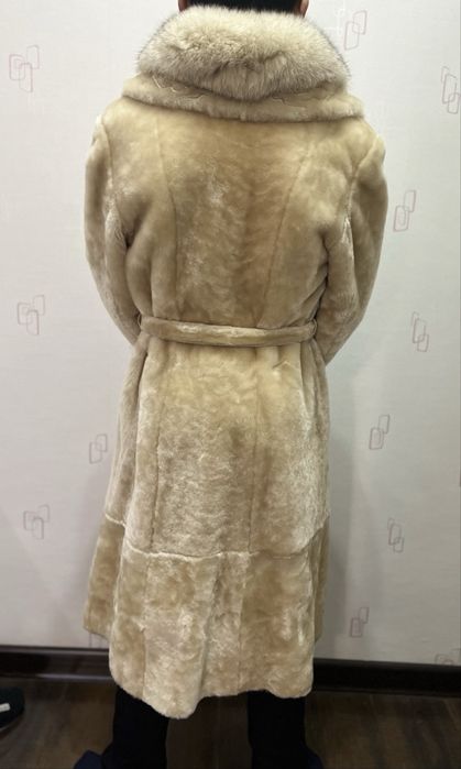 Продам классную шубку