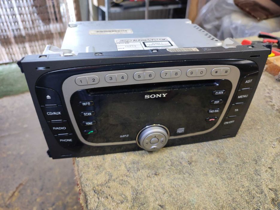 Радио СД/мп3 плеяр Sony за форд фокус/ц макс с блутут, комплект!