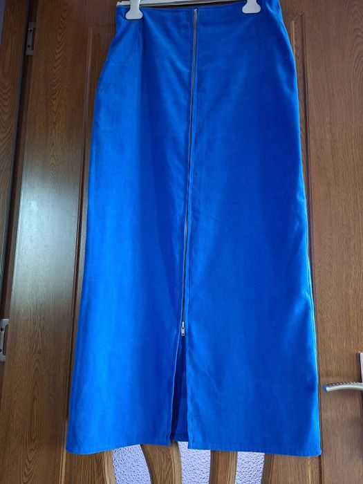 Vând Fustă Damă Lungă Mărimea 40