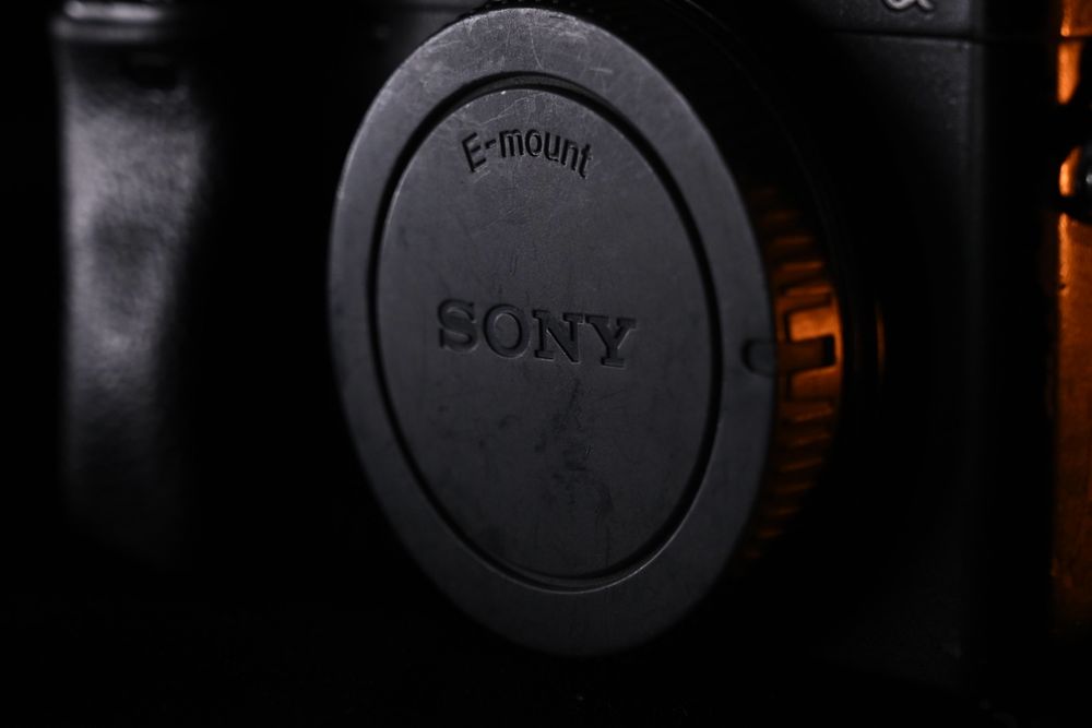 Гибридная камера sony a6300