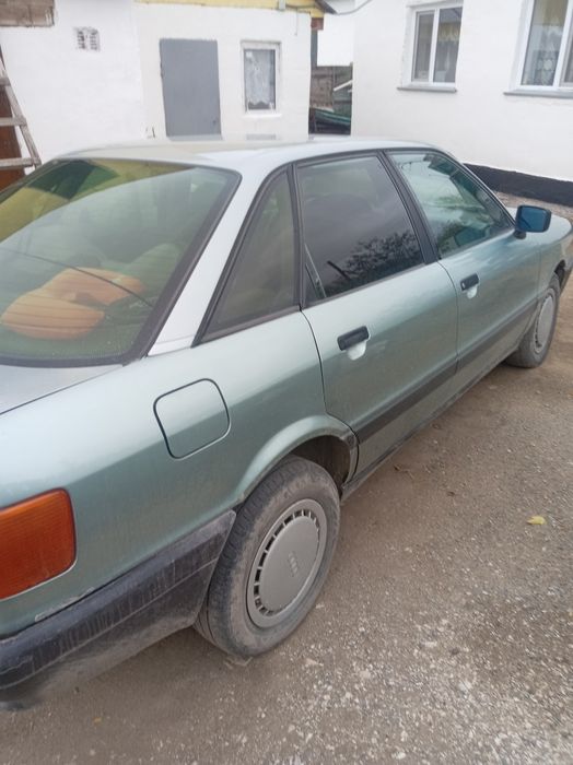 Продам автомобиль ауди 80 б3