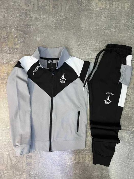 Детски екипи Nike