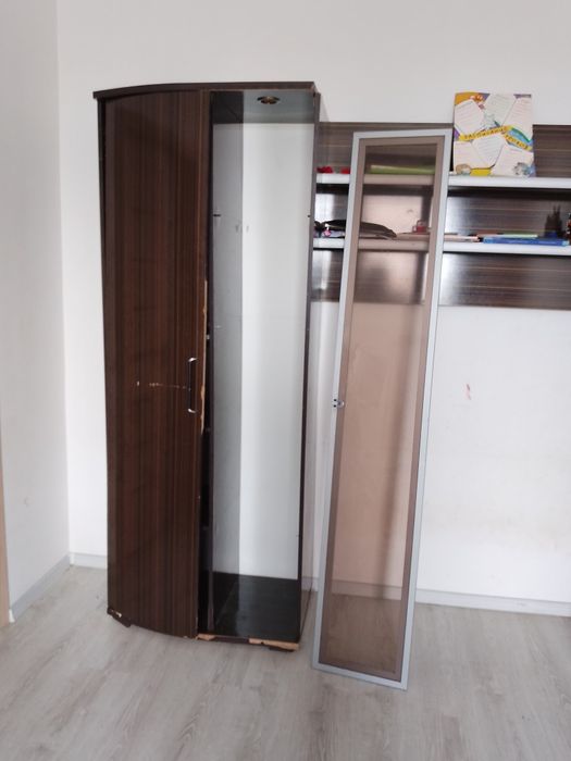 Срочно продам шкаф за 350.000