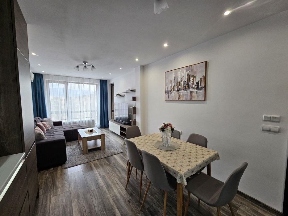 Продава се Тристаен апартамент в Пловдив, Южен - 94 кв.м за 1766 €/кв.м - Снимка #2