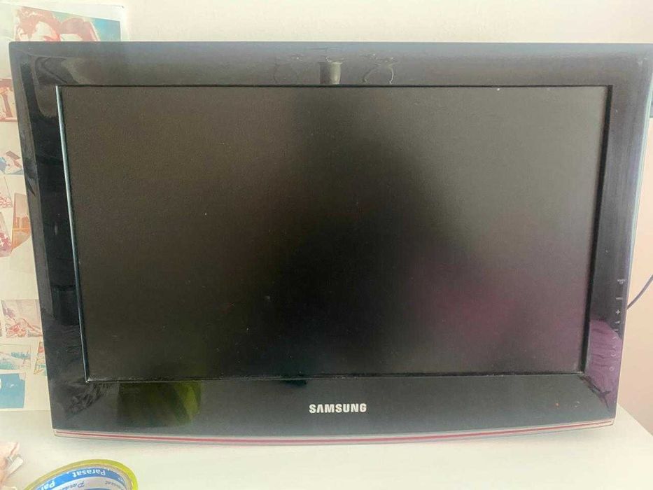Продам телевизор Samsung