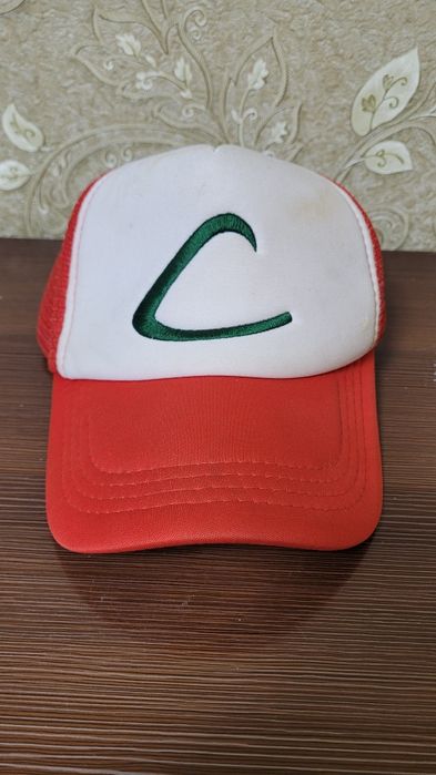 Кепки, тысяча за штуку