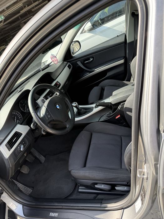 Bmw 320d, an fabricatie 2011, 184 de cai putere