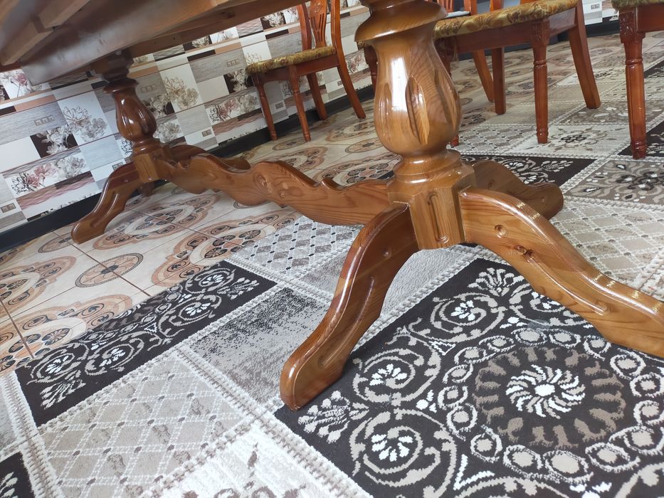 Гостиничный стол