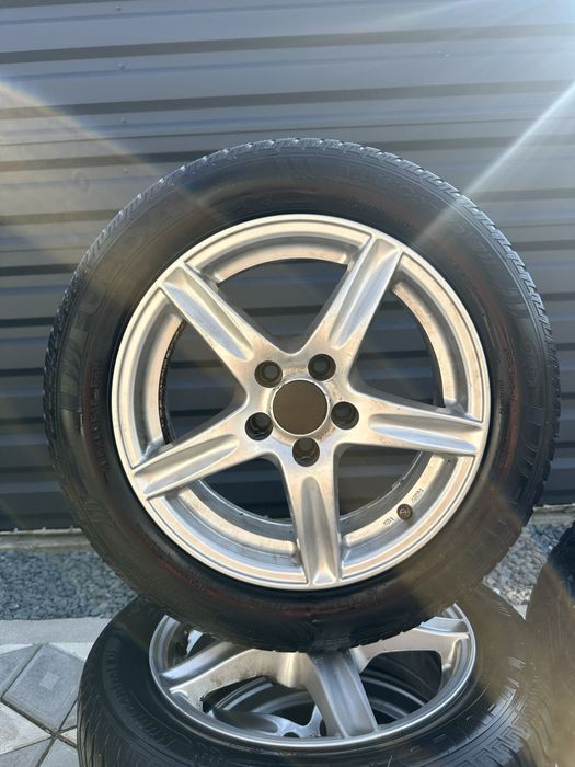 Jante aliaj Skoda Rapid Fabia  / Volkswagen R15  5 x 100 / 5x100 + cauciucuri 185 / 60 / r15