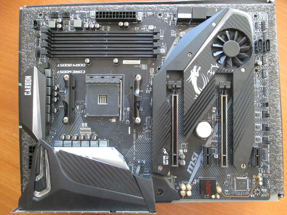 Дънна платка MSI MPG X570 GAMING PRO CARBON WIFI, сокет АМ4