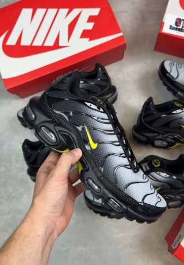 Nike Air Max Plus