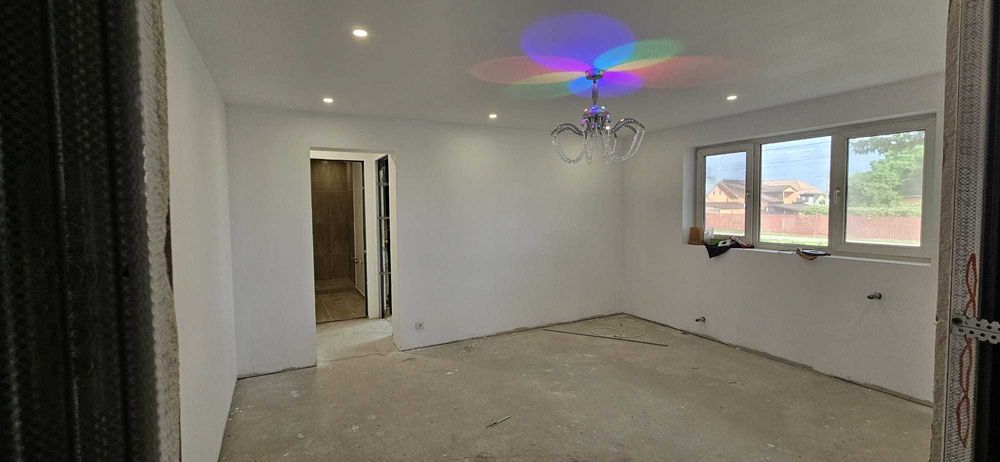 Apartament decomandat, cf 1, 50 mp, micro 11, parter Penny