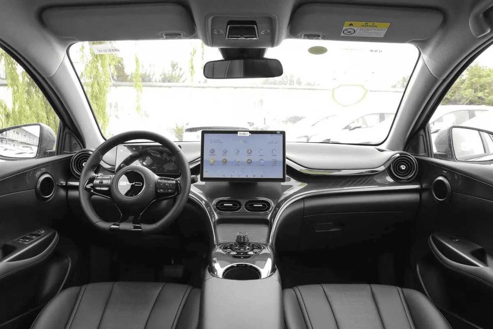 BYD E-2     405km naxt va nasiya