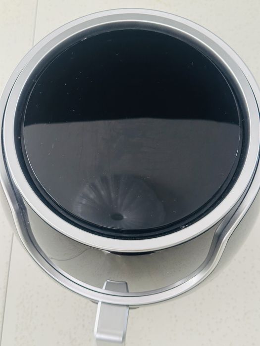 Air fryer(fripteuza cu aer cald )