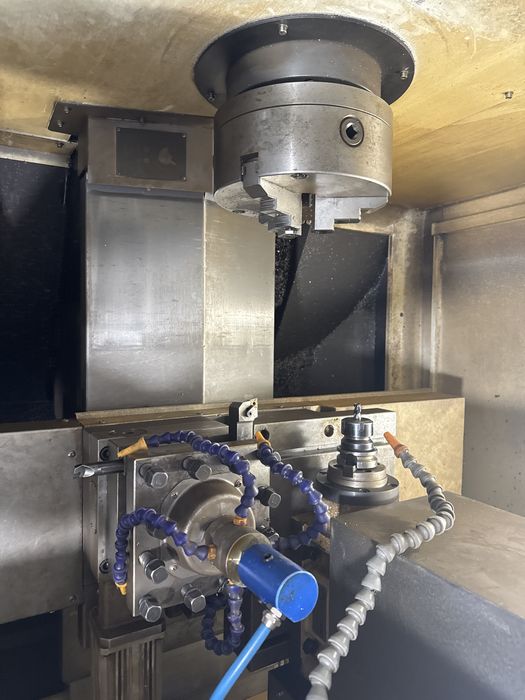 Станок токарно-фрезерный с ЧПУ