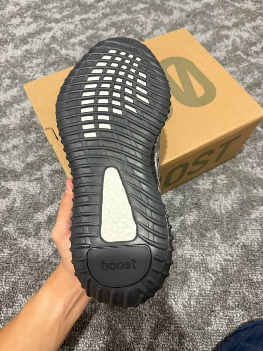 Adidas Yeezy Boost v2 Dark Salt