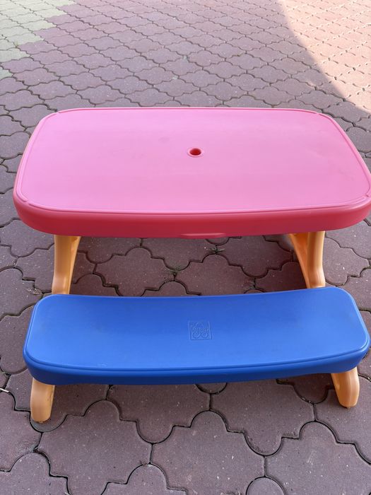 Продам детский стол