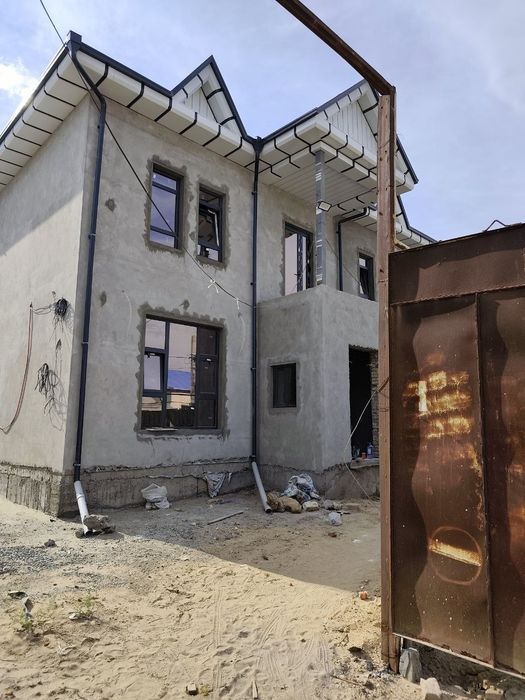 2 etaj jay satiladi  Qum-awil 1 de ulken ziyratlaw koshesine jaqin