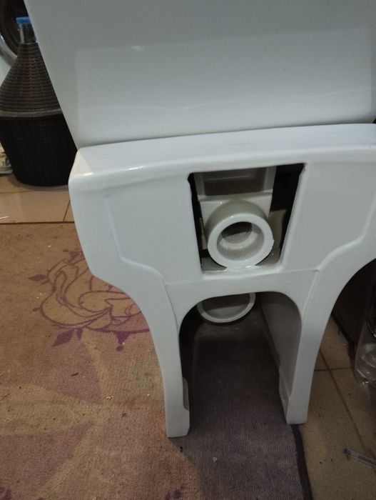 Качествена тоалетна чиния Viillery& Boch внос от  Германияяh 1748