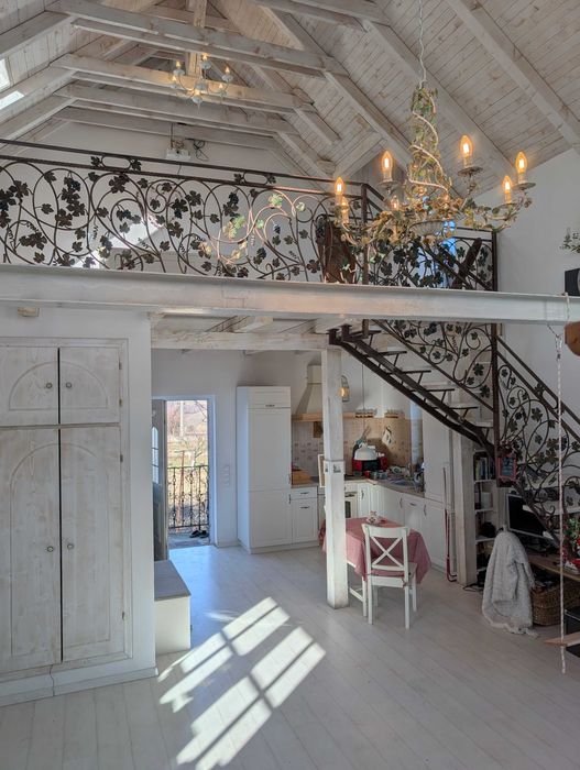 Inchiriez o casa speciala in natura langa Sibiu