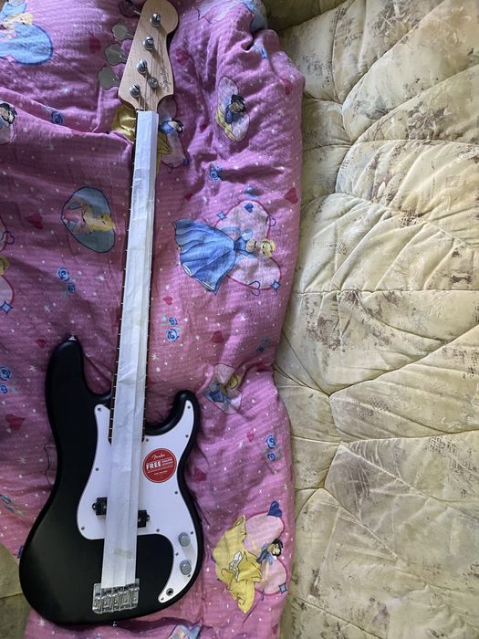 Bass, Squier Sonic Precision Black(vand sau schimb cu diverse)