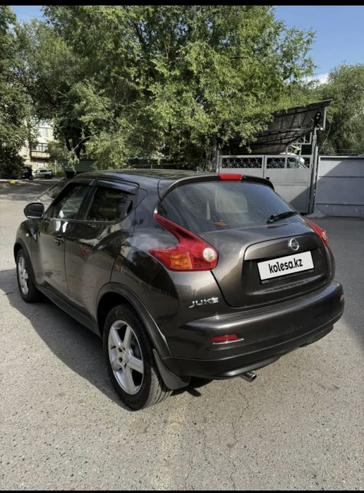 Продам машину Nissan Juke