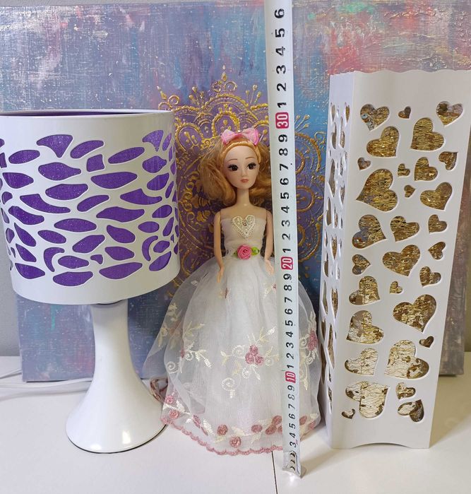 Светильник в комнату девочки