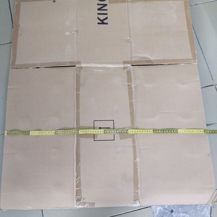 Lomboz uchun karobkalar bor