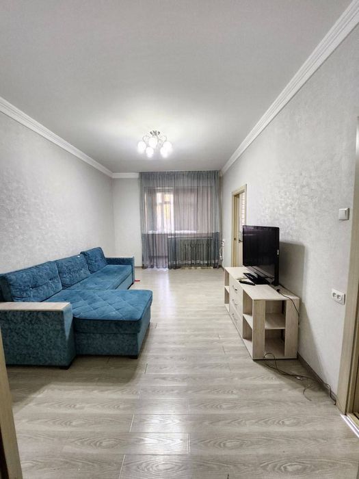 ® ПРОДАЕТСЯ ‼️[48м²] Чиланзар 8 средний ремонт балкон 1,5х3  2/2/4.