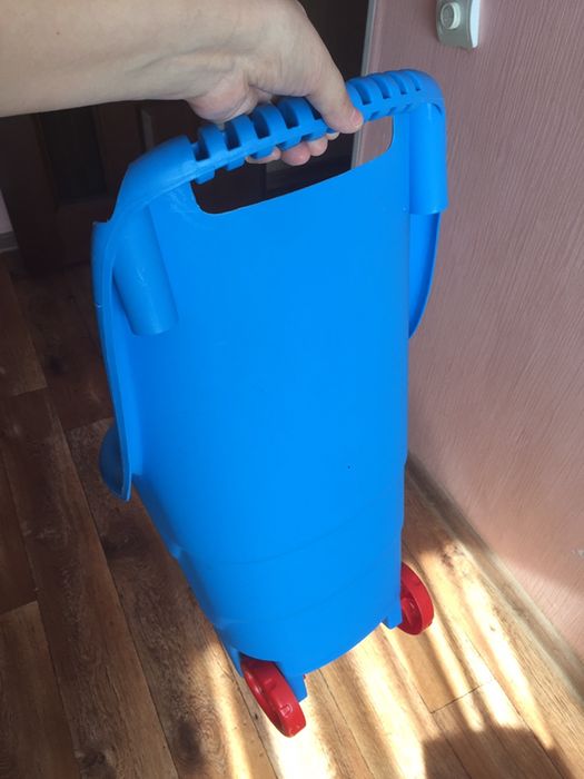 Продам корзину каталку