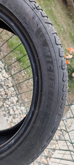 Anvelope 235/45/R18