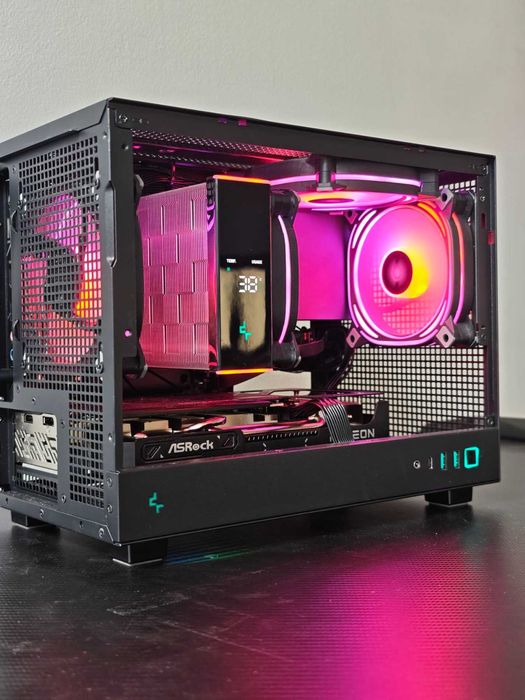 Компютър - /B650 Lightning Wi-fi/Ryzen 7 7700X/RX 9060 XT 16GB/32GB DDR5 6400M/T/1TB nVme gen 4.0/