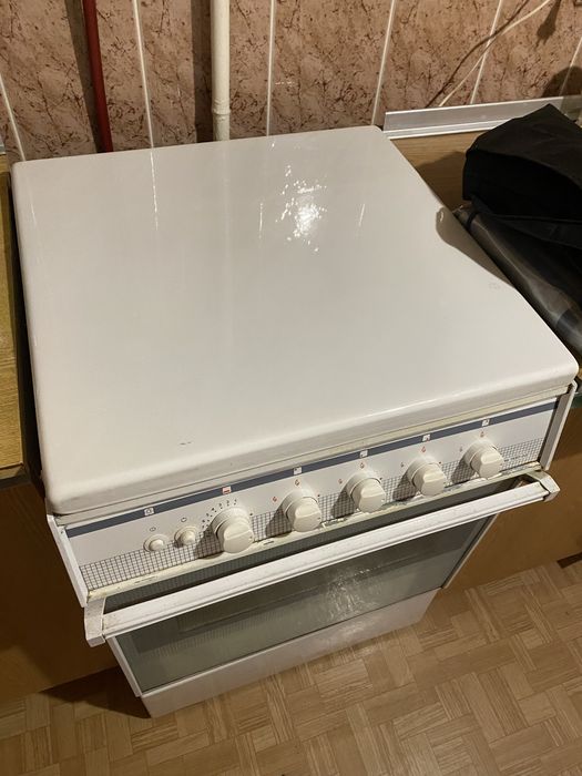Продам газовую плиту б/у