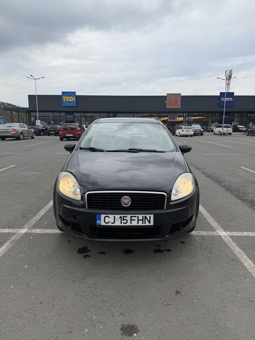 Vând Fiat Linea 2010