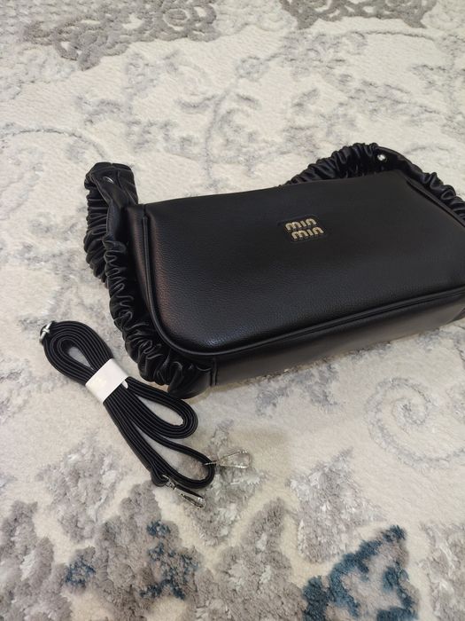 Ayollar sumkasi yangi