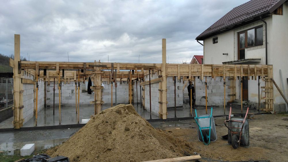 Echipa construcții Pitești