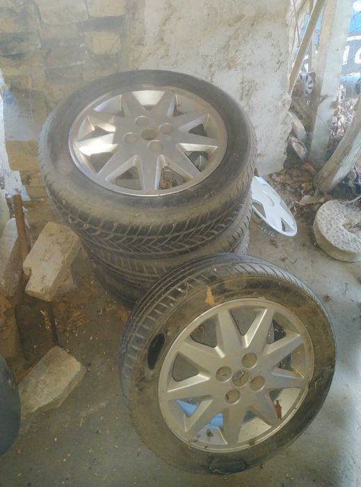 Гуми 15 цола от Polo