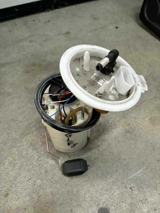 Pompa benzina rezervor completa VW Golf 8 1.0 TSI 2020-2025